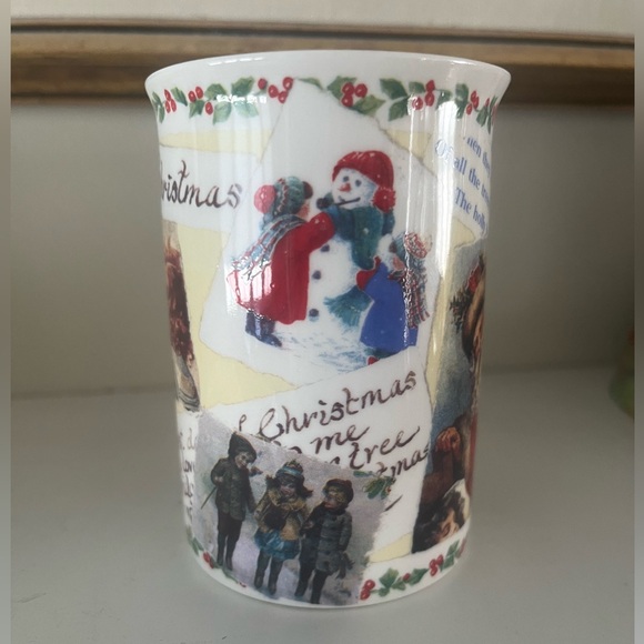 Vintage Fine Bone China Christmas Time Mug, Roy Kirkham - Picture 3 of 7